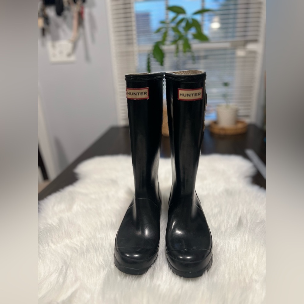 Hunter youth glossy rain boots US 5M/6F color black - Picture 2 of 8